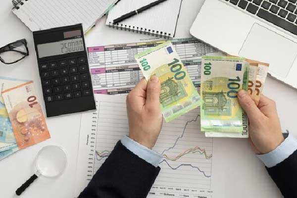 2025年10月6日外汇市场主要货币对上一交易日收盘价