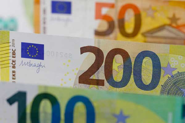 鄂尔多斯：公司的多晶硅目前不能在期货市场交割